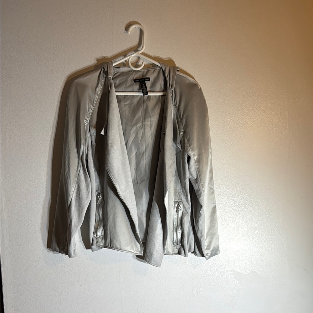 Black Label By Chicos Women’s Moto Silver Zipper Jacket Size 1
